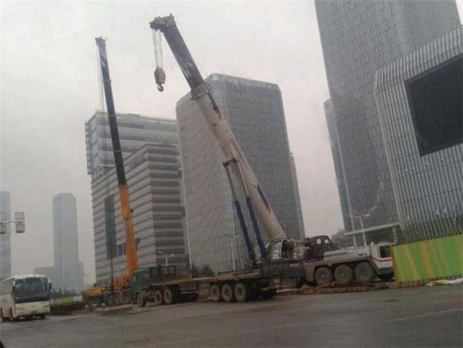 河间市25吨吊车能吊多重设备？